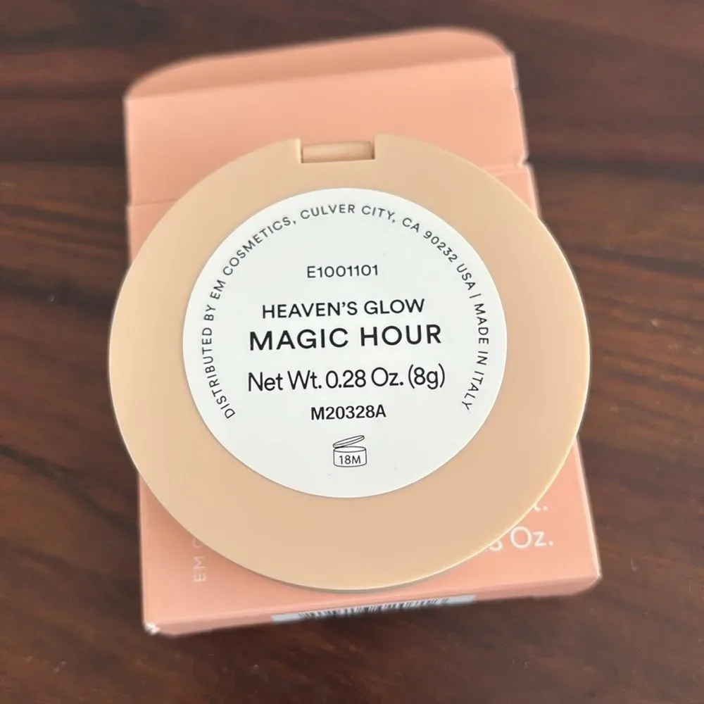 EM Cosmetics Radiant Veil Blush in Magic Hour pink sparkles lightweight NWT